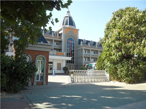 唐鋼療養院（2進2出）